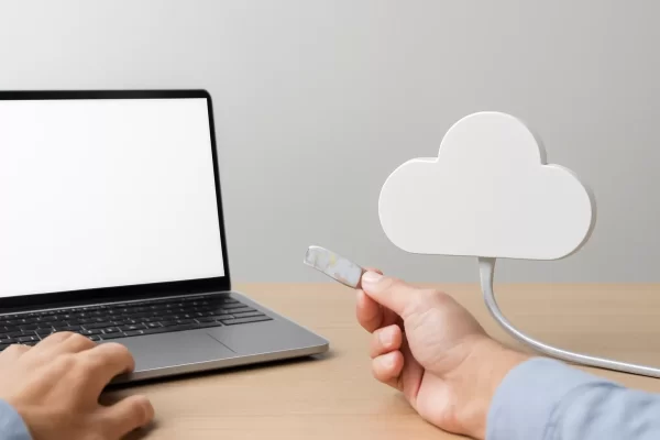 Cómo conectar una web con sistemas externos