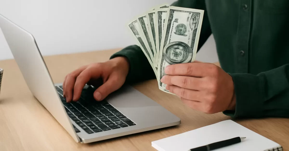 Cómo ganar dinero con servicios digitales